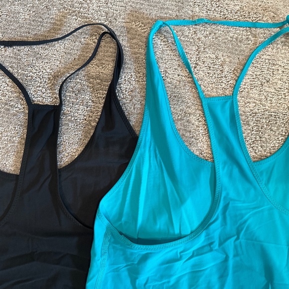 2-lululemon tank tops - Picture 2 of 6